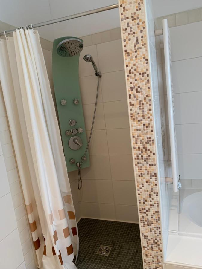 Nordsee Und City Fusslaufig - Luxeriose Fewo Mit Grossem Balkon Wilhelmshaven Zewnętrze zdjęcie